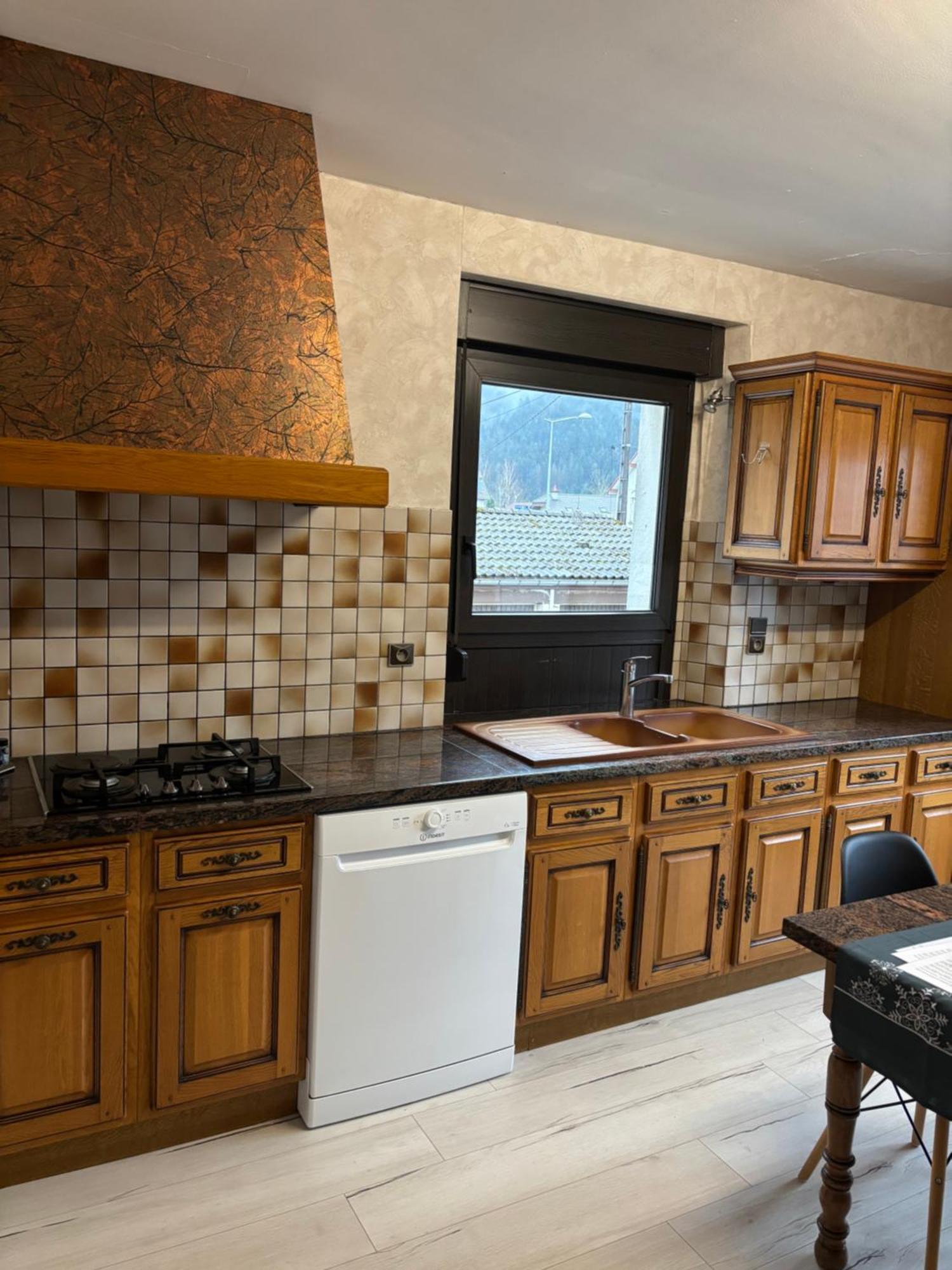Gite 205 M2, 8Pers Piscine, Jacuzzi, Balneo Privatifs Vagney Exteriér fotografie