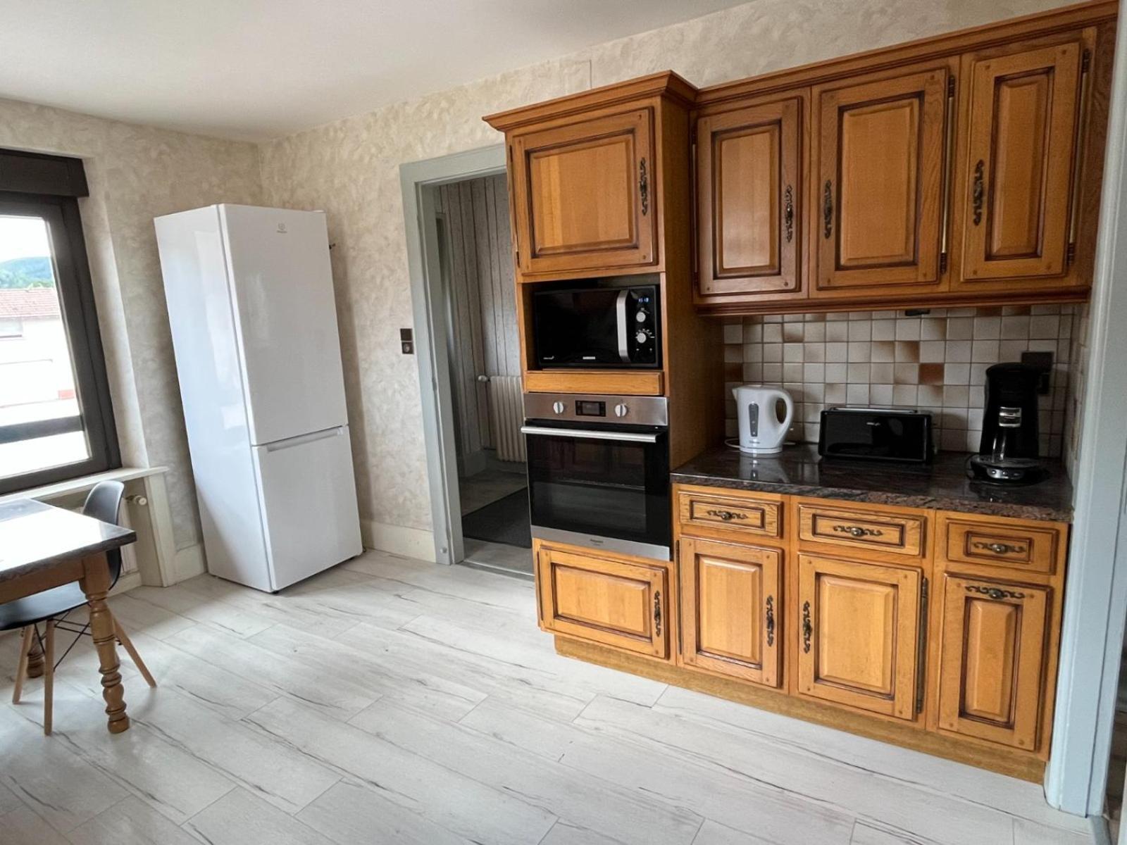 Gite 205 M2, 8Pers Piscine, Jacuzzi, Balneo Privatifs Vagney Exteriér fotografie